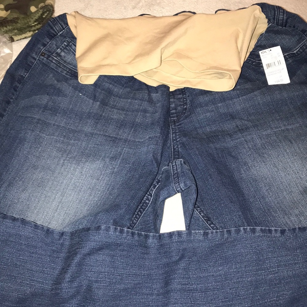 Size-2X maternity jeans